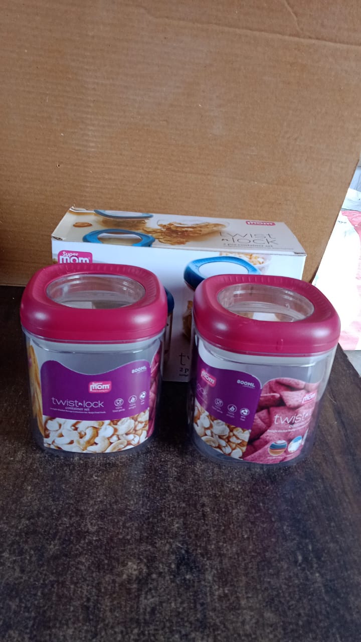 Supermom Transparent Twist Lock Kitchen Storage Container Set (Approx 800ML & 2Pc) Supermom Transparent Twist Lock Kitchen Storage Container Set (Approx 800ML & 2Pc)